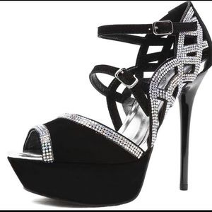 New without tags black heels with rhinestones sz 9
